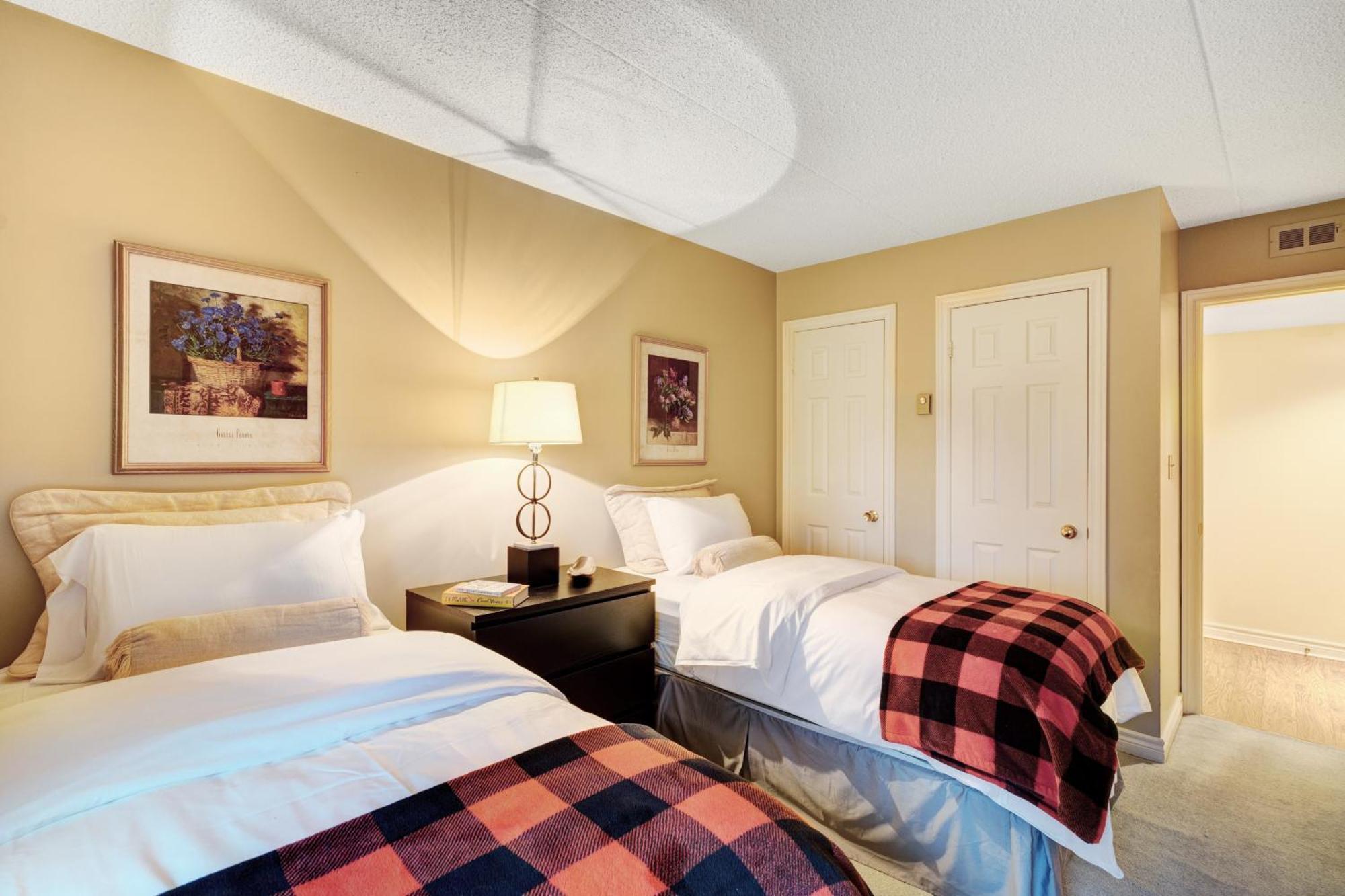 Mountainwalk Apartment Blue Mountains Room photo
